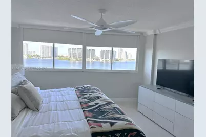 18000 N Bay Rd #603, Sunny Isles Beach, FL 33160 - Photo 14