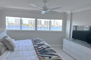 18000 N Bay Rd, Sunny Isles Beach, FL 33160 - Photo 14