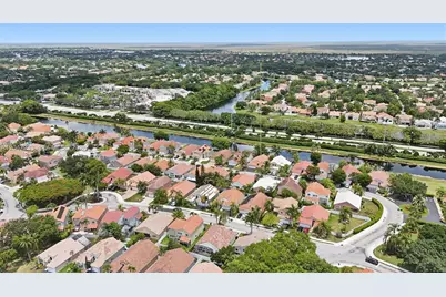 411 Bermuda Springs Dr, Weston, FL 33326 - Photo 36