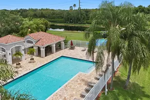 411 Bermuda Springs Dr, Weston, FL 33326 - Photo 32