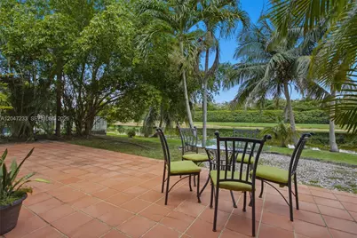 411 Bermuda Springs Dr, Weston, FL 33326 - Photo 30