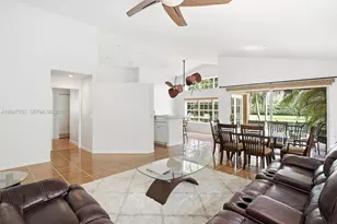 411 Bermuda Springs Dr, Weston, FL 33326 - Photo 10