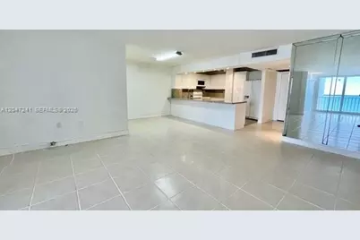6450 Collins Ave #1106, Miami Beach, FL 33141 - Photo 6