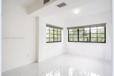 1901 S Le Jeune Rd #2, Coral Gables, FL 33134 - Photo 12