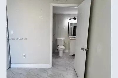 11800 SW 18th St #322-4, Miami, FL 33175 - Photo 4