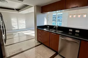 1800 N Bayshore Dr, Miami, FL 33132 - Photo 8