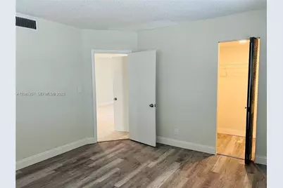 8025 S Colony Cir S #210, Tamarac, FL 33321 - Photo 10