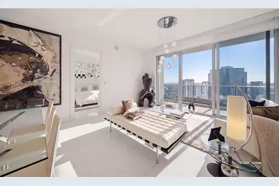 200 Biscayne Boulevard Way #5110, Miami, FL 33131 - Photo 6