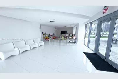 601 NE 36th St #2203, Miami, FL 33137 - Photo 20