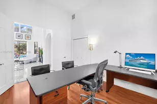 392 Coconut Cir, Weston, FL 33326 - Photo 32