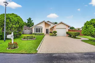 4495 NW 99th Ave, Sunrise, FL 33351 - Photo 4