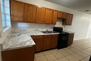 [Address not provided], Miami, FL 33157 - Photo 2