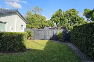 10900 SW 107th Ave, Miami, FL 33176 - Photo 20