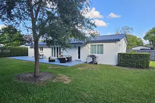 10900 SW 107th Ave, Miami, FL 33176 - Photo 18