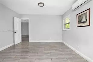18100 NW 7th Pl, Miami Gardens, FL 33169 - Photo 32