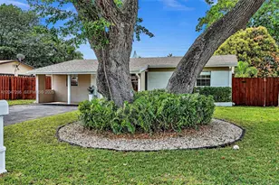 4633 SW 28th Ave, Dania Beach, FL 33312 - Photo 2