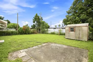 790 E 6th Pl, Hialeah, FL 33010 - Photo 12