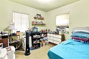 790 E 6th Pl, Hialeah, FL 33010 - Photo 8