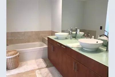 315 NE 3rd Ave #2103, Fort Lauderdale, FL 33301 - Photo 10