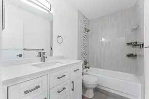 2025 SW 82nd Ave, Davie, FL 33324 - Photo 18