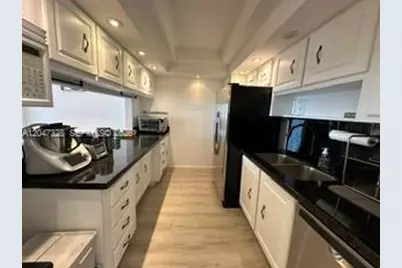 199 Ocean Lane Dr #903, Key Biscayne, FL 33149 - Photo 2