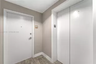 600 NE 27th St, Miami, FL 33137 - Photo 30