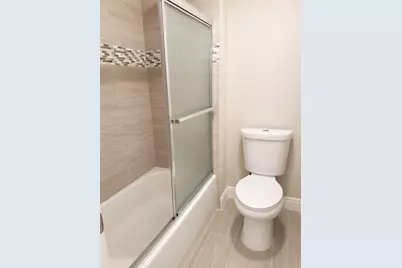 331 Lakeview Dr #203, Weston, FL 33326 - Photo 8