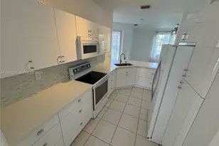 3523 SW 169th Terrace, Miramar, FL 33027 - Photo 10