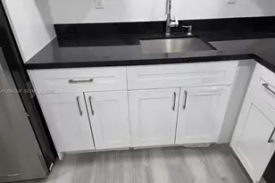 2911 NW 30th St, Miami, FL 33142 - Photo 6