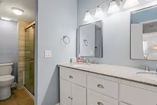 182 Lakeview Dr, Weston, FL 33326 - Photo 18