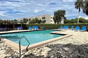182 Lakeview Dr, Weston, FL 33326 - Photo 28