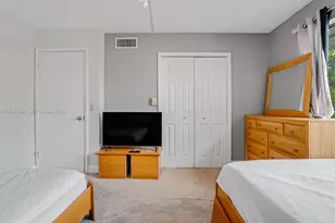182 Lakeview Dr, Weston, FL 33326 - Photo 26