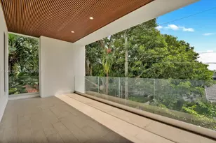 7701 Coquina Dr, North Bay Village, FL 33141 - Photo 22