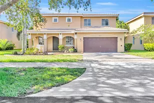 945 NW 206th St, Miami Gardens, FL 33169 - Photo 1