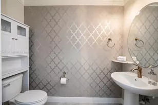 4022 Long Leaf Ln, Hollywood, FL 33021 - Photo 4