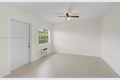 1021 SW 3rd St #6, Miami, FL 33130 - Photo 6