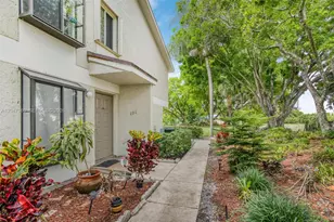 709 Gardens Dr, Pompano Beach, FL 33069 - Photo 4