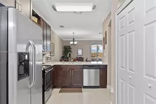 15262 SW 91st Ln, Miami, FL 33196 - Photo 8