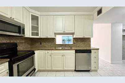 130 S Shore Dr #4B, Miami Beach, FL 33141 - Photo 18