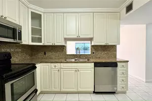 130 S Shore Dr, Miami Beach, FL 33141 - Photo 18