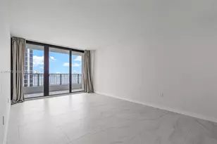 555 NE 15th St, Miami, FL 33132 - Photo 22