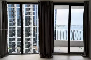 555 NE 15th St, Miami, FL 33132 - Photo 2