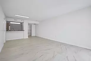 555 NE 15th St, Miami, FL 33132 - Photo 14