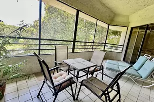 7472 La Paz Blvd, Boca Raton, FL 33433 - Photo 6