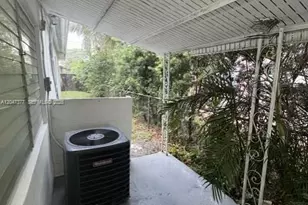 6901 Thomas St, Hollywood, FL 33024 - Photo 12
