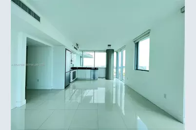 92 SW 3rd St #3310, Miami, FL 33130 - Photo 2
