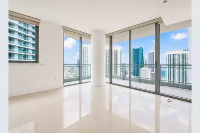 92 SW 3rd St #3310, Miami, FL 33130 - Photo 2