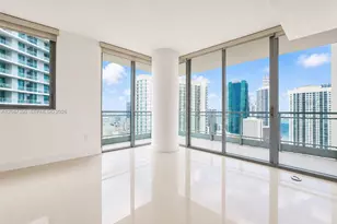 92 SW 3rd St, Miami, FL 33130 - Photo 2