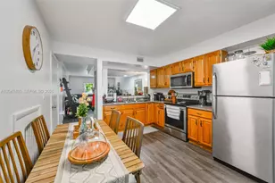 14901 SW 82nd Terrace, Miami, FL 33193 - Photo 4