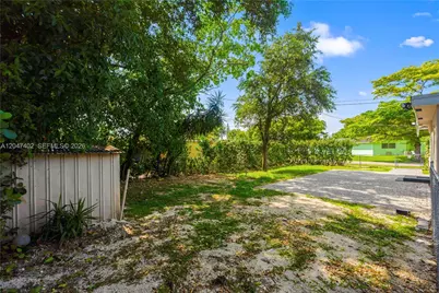 5800 Taylor St #2, Hollywood, FL 33021 - Photo 32